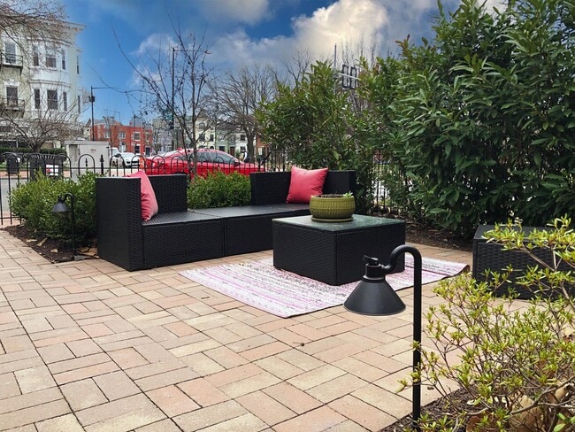 Building Photo - 1302 East Capitol St NE