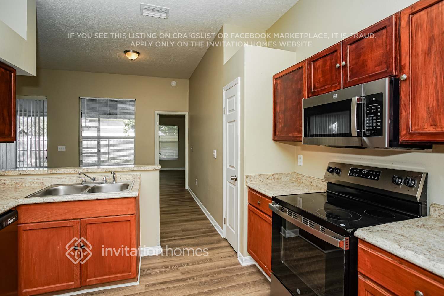 Building Photo - 2025 Bell Ranch St