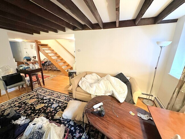 Building Photo - 85 Revere St