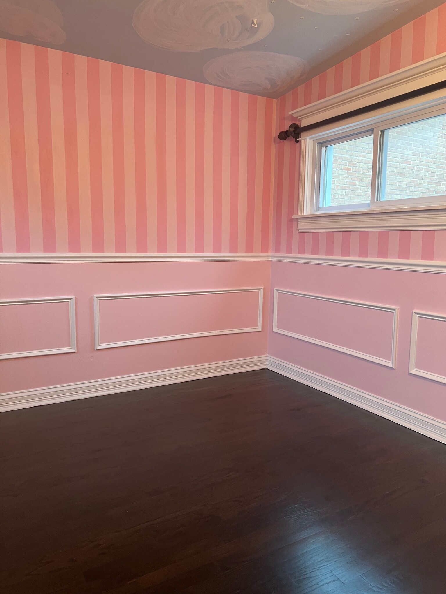 Building Photo - 9121 Niles Center Rd