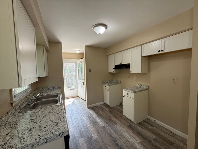 Building Photo - OKOLONA HOME