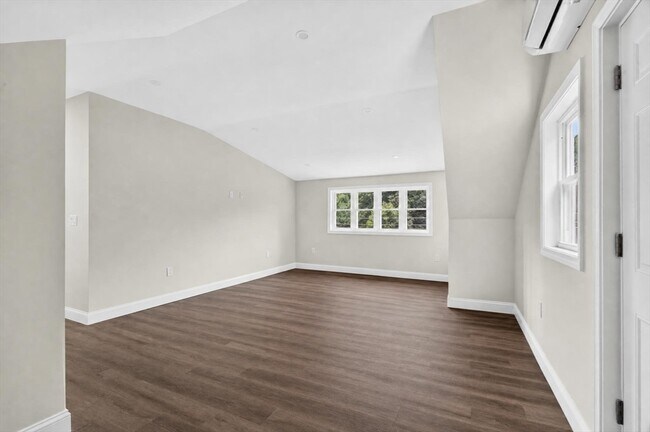 Building Photo - 391 Cedar Brook Rd