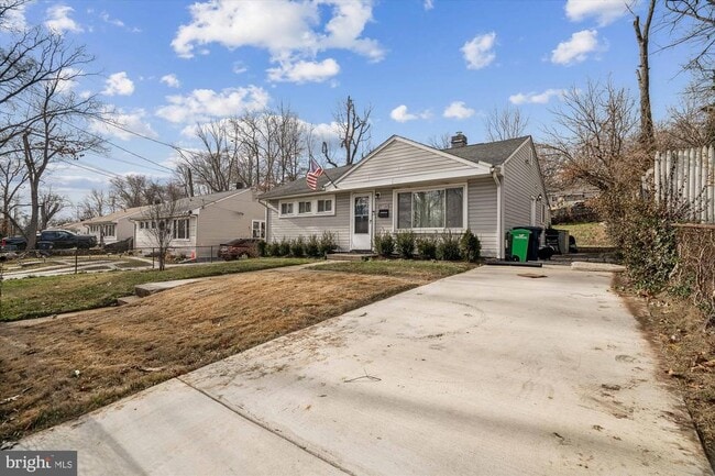 Building Photo - 3720 Harmon Ave