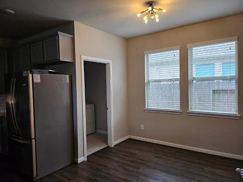 Building Photo - 7811 Tindarey Maple Trace