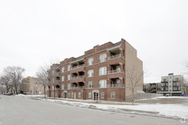 Building Photo - 4348-4358 S Prairie Ave