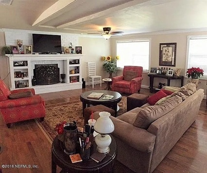 Building Photo - 460 S US Highway 17