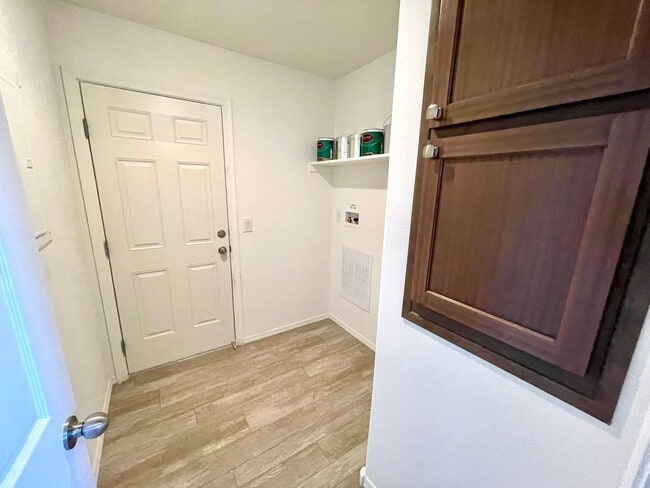 Building Photo - Great 2 Bedroom, 2 Bathroom Home!