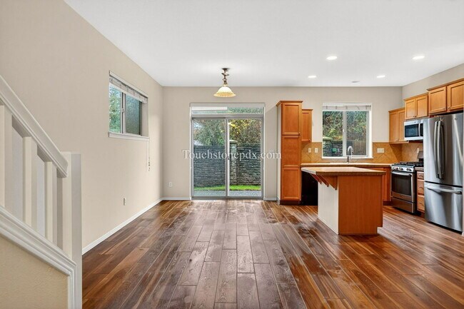 Building Photo - 1509 SW 175th Ave