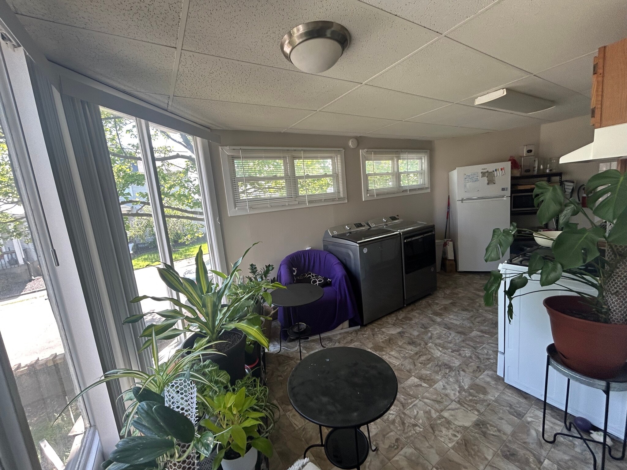 Kitchen - 4302 Westfield Ave