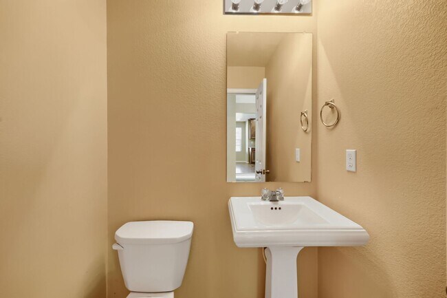 Building Photo - 1696 Odyssey Ct