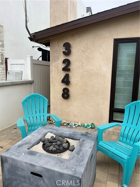 Building Photo - 3248 Ocean Dr