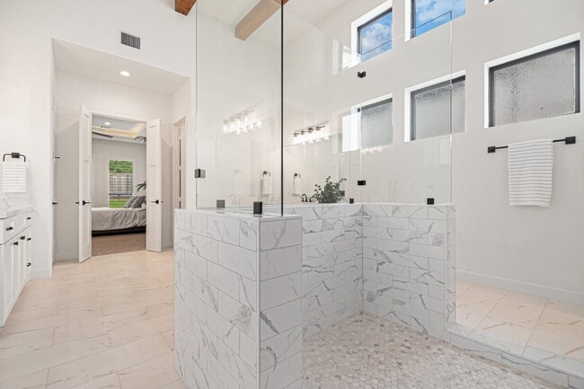 Building Photo - 1703 Madera Oaks Ct