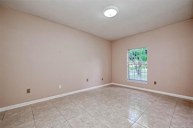 Building Photo - 11503 High Star Dr