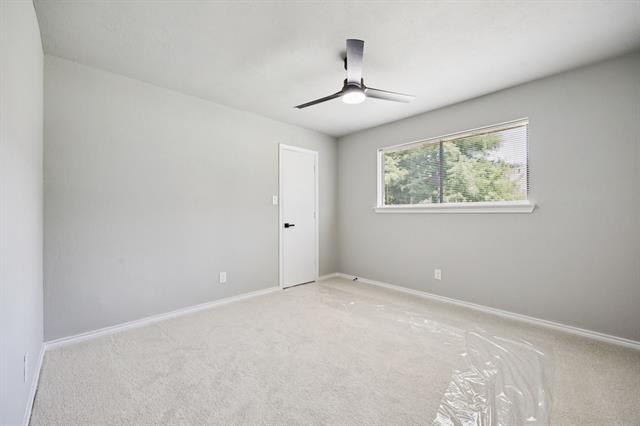 Building Photo - 10 Chisholm Trail