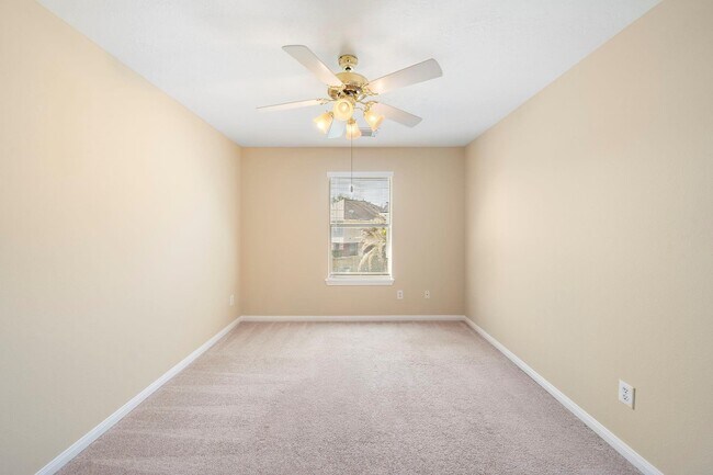 Building Photo - 3318 Cotswald Trail