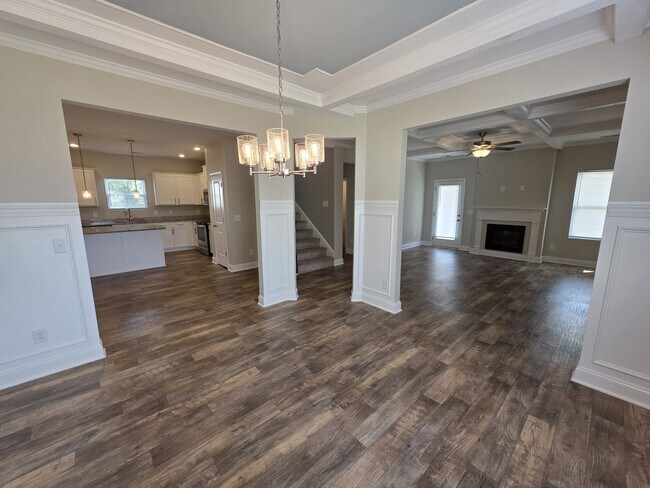Building Photo - Gorgeous 4 bedroom rental!