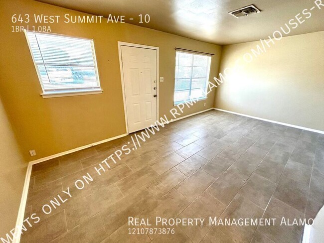 Building Photo - AVAILABLE NOW! 1 Bedroom / 1 Bath Unit Nea...