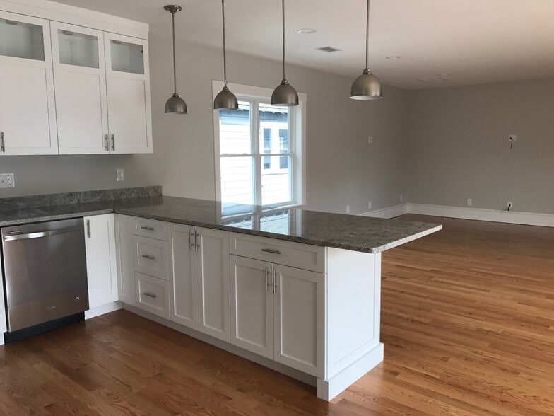 Kitchen to Living room view - 134 Parsons St