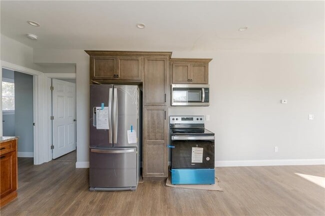 Building Photo - 59 Fairlawn Ave