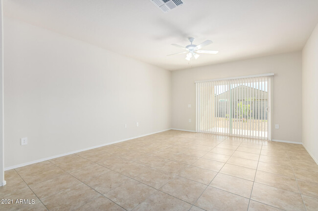 Building Photo - 36071 Seville Dr
