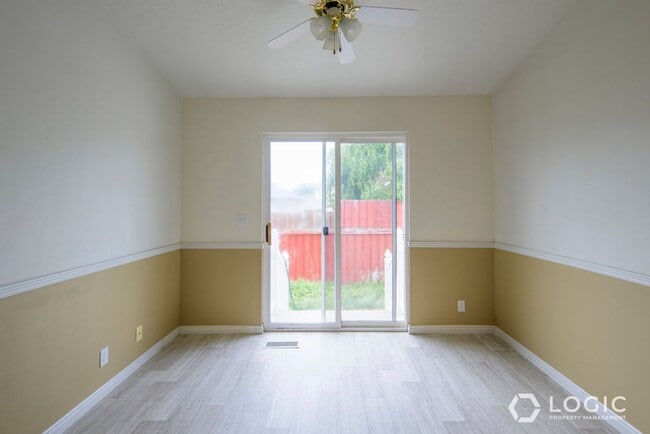 Building Photo - Beautiful Home in Orem!