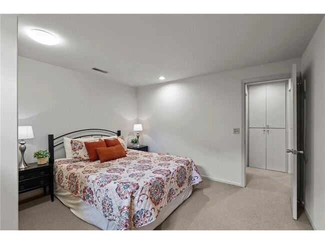 Building Photo - 14641 Crestview Ln