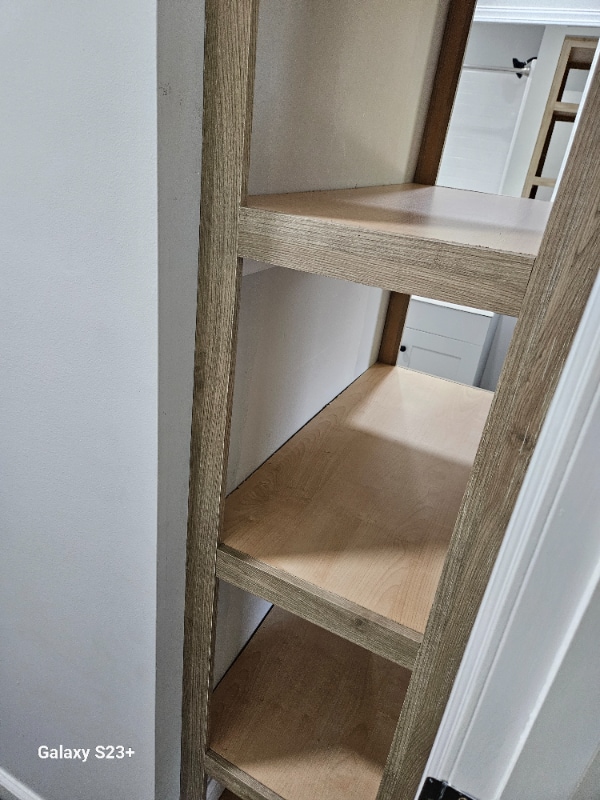 Building Photo - 513 Main St