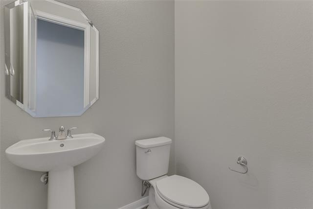 Building Photo - 708 Blueberry Way