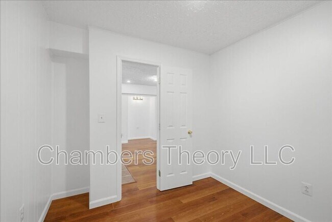 Building Photo - 2988 Borge St