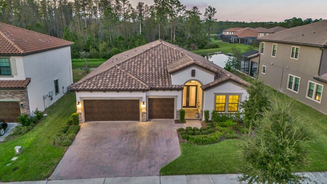 Building Photo - Gorgeous Starkey Ranch Home