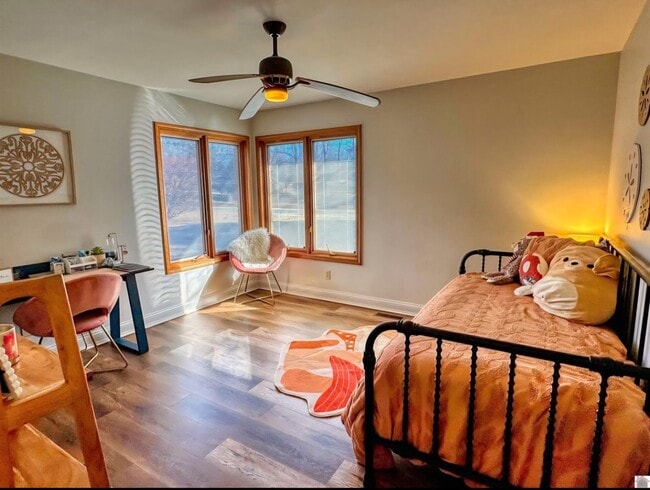 Building Photo - 7 Pleasant View Ln