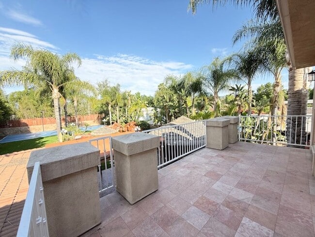 Building Photo - Gated estate with a backyard oasis