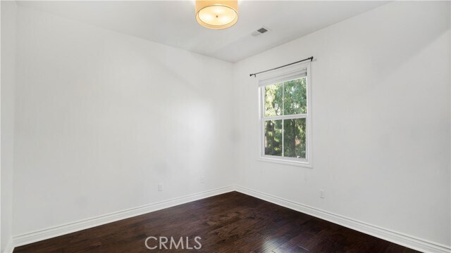 Building Photo - 136 Coyote Brush