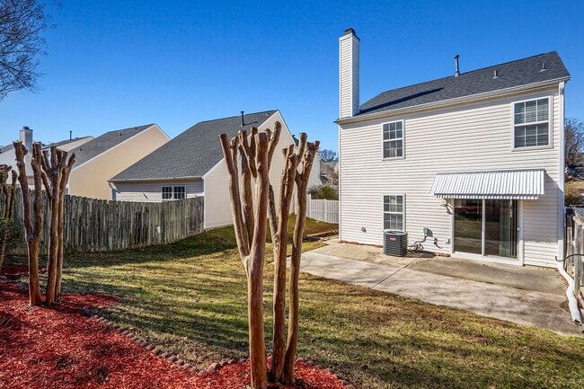 Building Photo - SINGLE FAMILY HOME- 3 Bedrooms 2.5 Baths