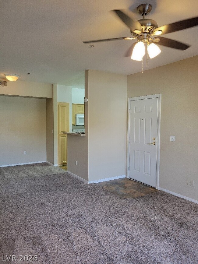 Building Photo - 6955 N Durango Dr
