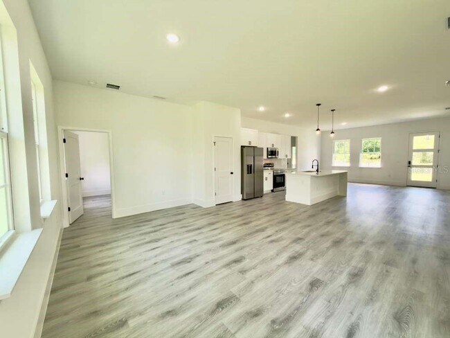 Building Photo - 15775 SW 59th Avenue Rd