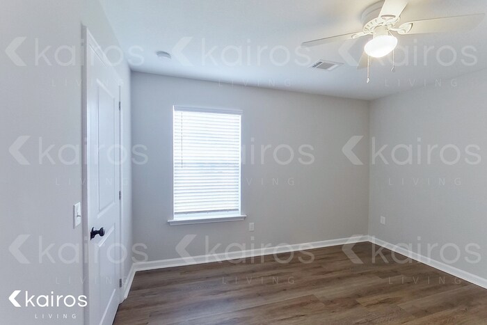 Building Photo - 36 Cottage Grove Dr