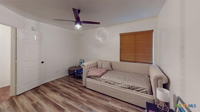 Building Photo - 6705 Rosita Oak Dr