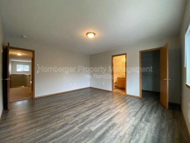 Building Photo - 1626 E 7th Ave