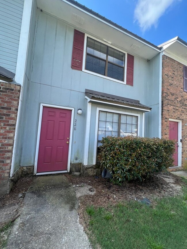 Building Photo - Daleville!   Close to the FT.  Rucker Gate!!!