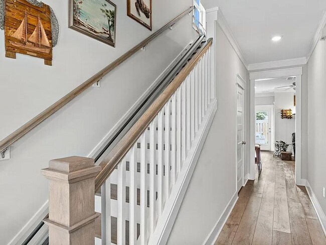 Building Photo - Gorgeous newer 2-Story, 4 bedroom Home in ...