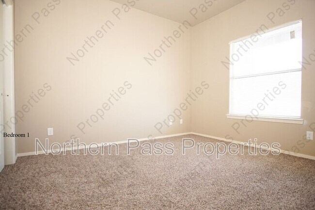 Building Photo - 12945 Hueco Hill Dr