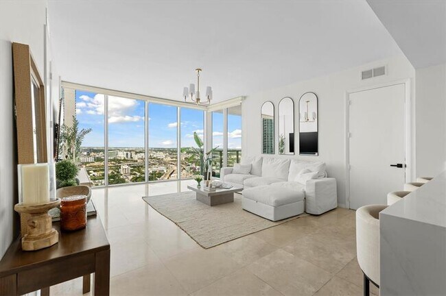 Building Photo - 1040 Biscayne Blvd
