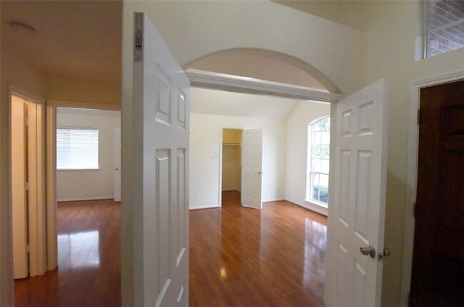 Building Photo - 1210 Ivory Meadow Ln