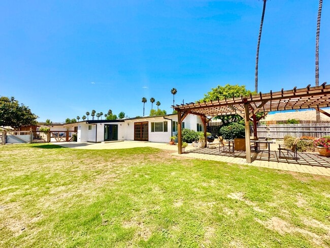Building Photo - Beautifully Updated & Remodeled Single-Story Country Home with Detached Guest Home Unit on Gated ...