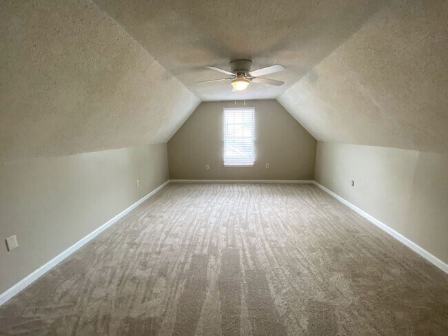Building Photo - 3 bed, 2 bath in Millington