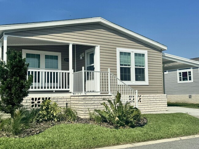 Primary Photo - 10792 SW 32nd Ave