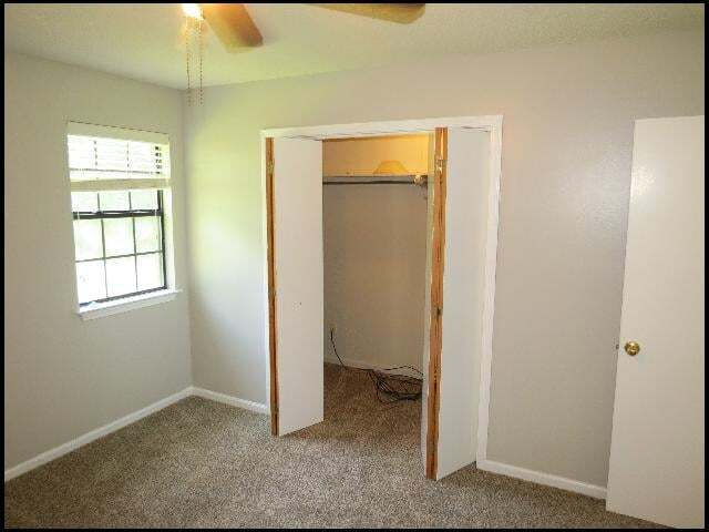 Building Photo - 9803 Pinnacle Valley Rd