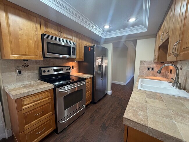 Building Photo - 12661 Westhampton Cir