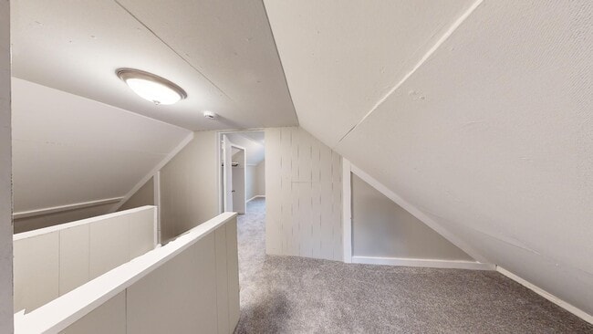 Building Photo - Jefferson Area - 3 Bedroom Single Family Home (between Lorain and Triskett)